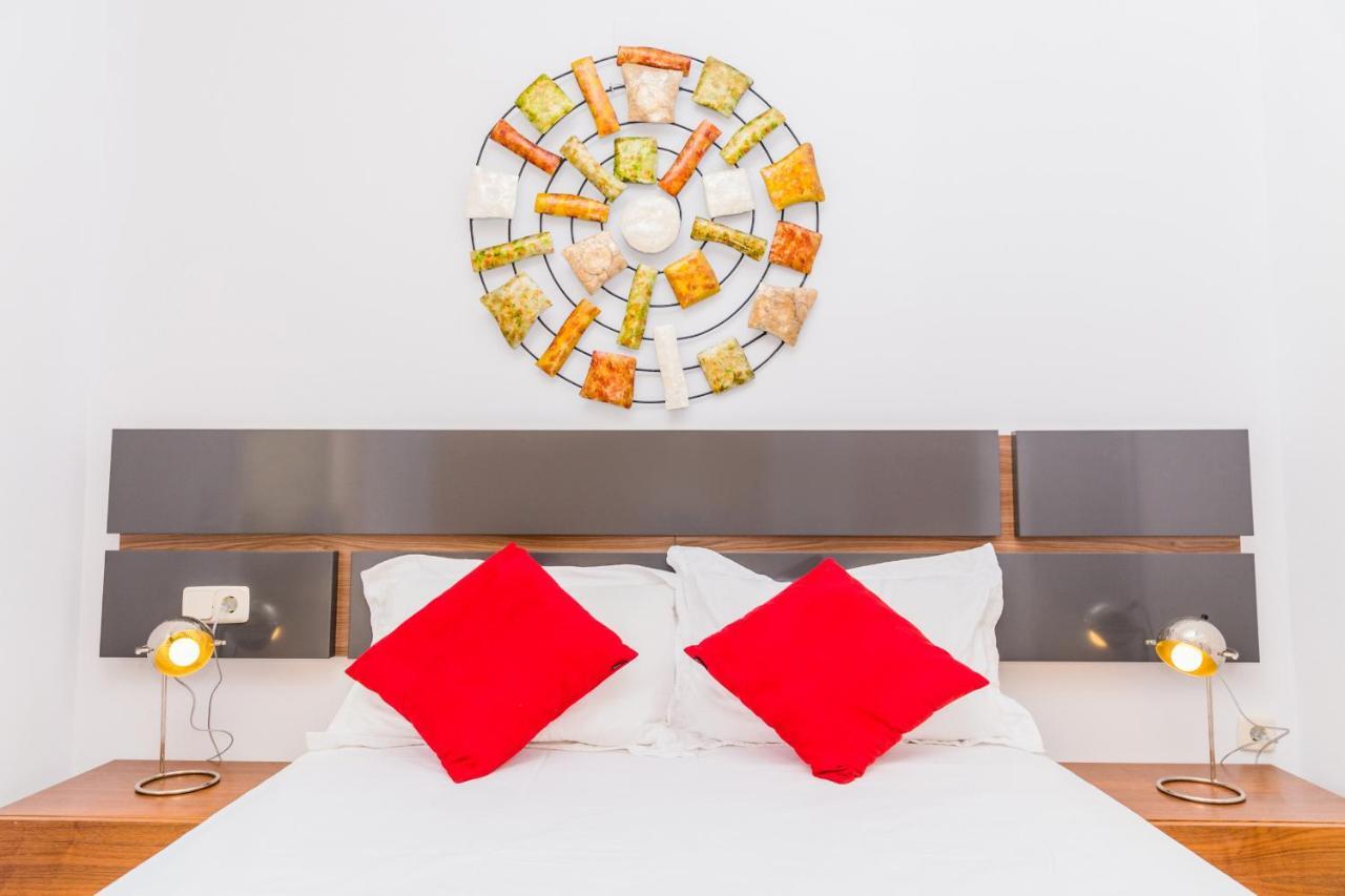 Golden Gardens Duplex Arenal By Rock Apartment *